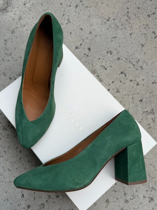 Sezane Shoes - Sézane Rue Saint-Fiacre Green Suede Block Heel Pumps EU 38 / US 7